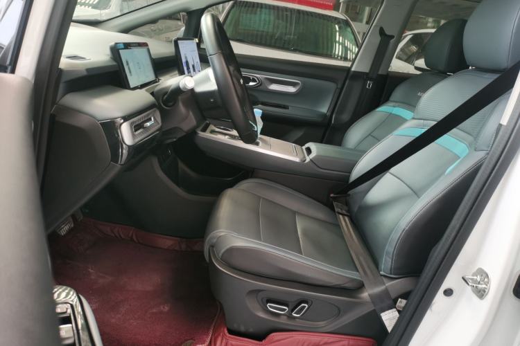 Used AION Y 2023 Plus 610 Smart Edition Ternary Lithium
