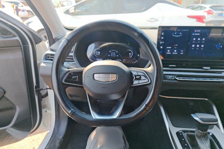 Used Geely Auto Emgrand 2025 4th Generation 1.5L CVT Longteng Edition Steering Wheel