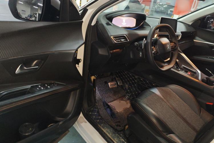 Used Peugeot 5008 2017 350THP 7-Seater Elite Edition