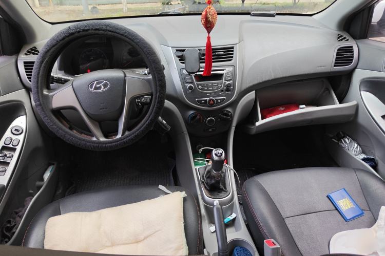 Used Hyundai Verna (older generation) 2016 1.4L Manual Smart GLS Trim
