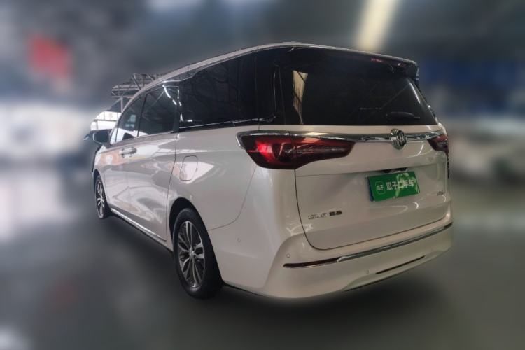 Used Buick GL8 2022 ES Landtrek 653T Luxury Edition