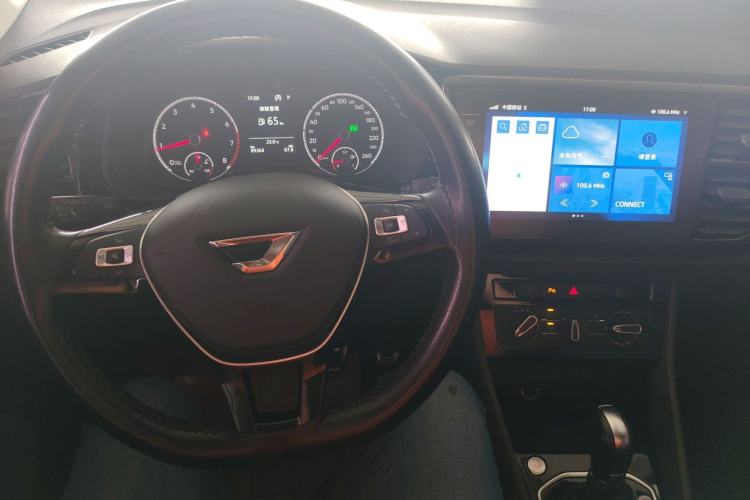 Used Jetta VS7 2020 1.4T Automatic Enjoyment Model Center Console