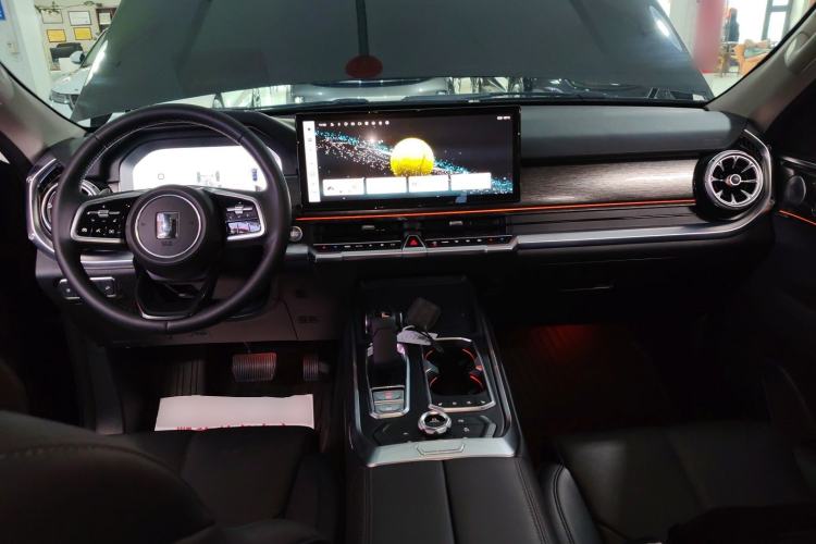 Used Tank 400 New Energy 2024 Hi4-T Off-Road Edition Center Console