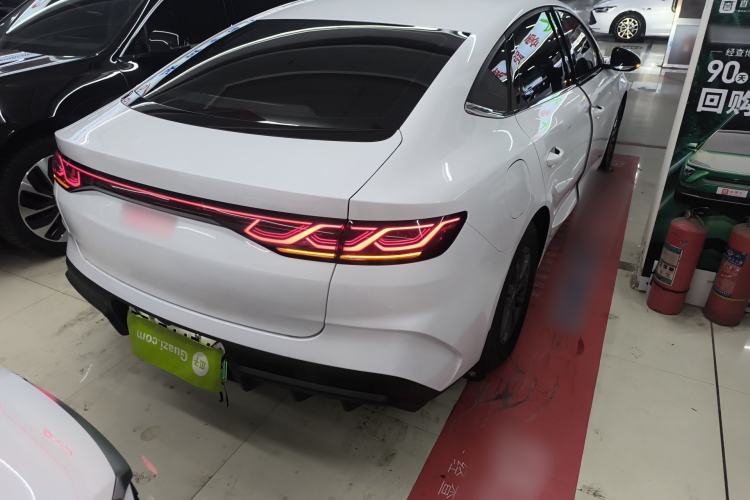 Used BYD Qin L 2024 DM-i 80KM Leading Model
