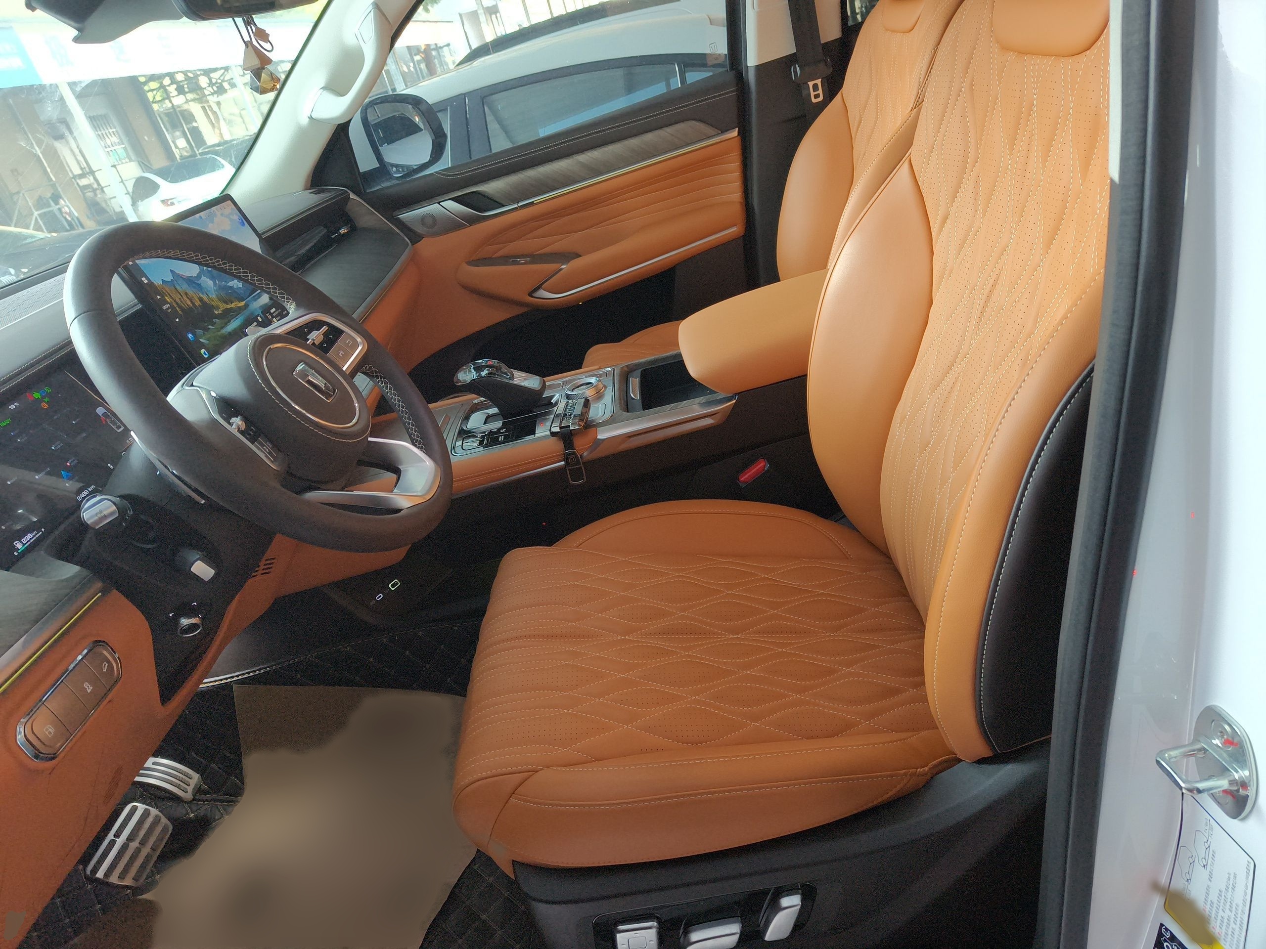 المقاعد الأمامية داخل السيارة