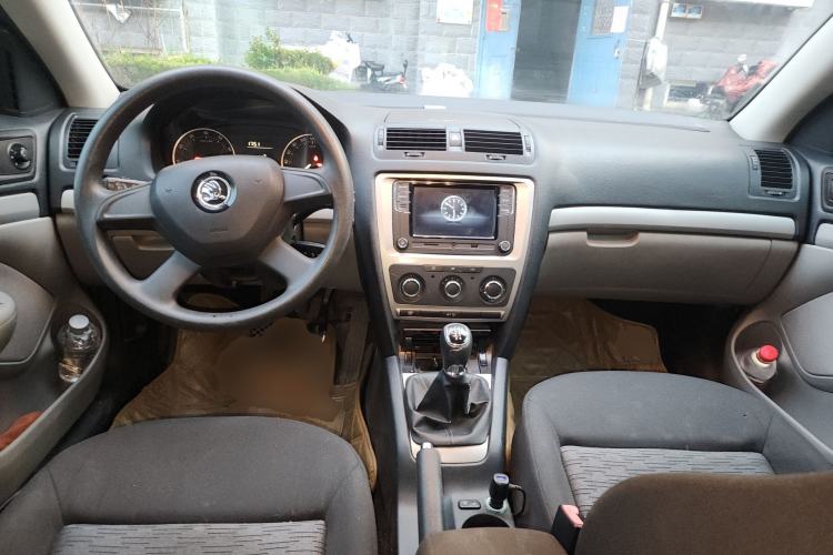 Used Skoda Octavia 2014 1.6L Manual Yijie Edition