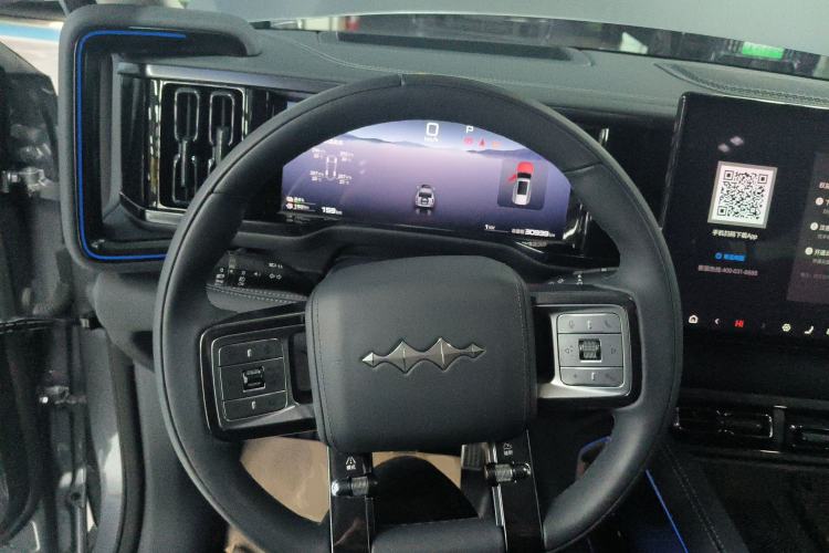 Used Formula Leopard 5 2023 Navigator Edition
