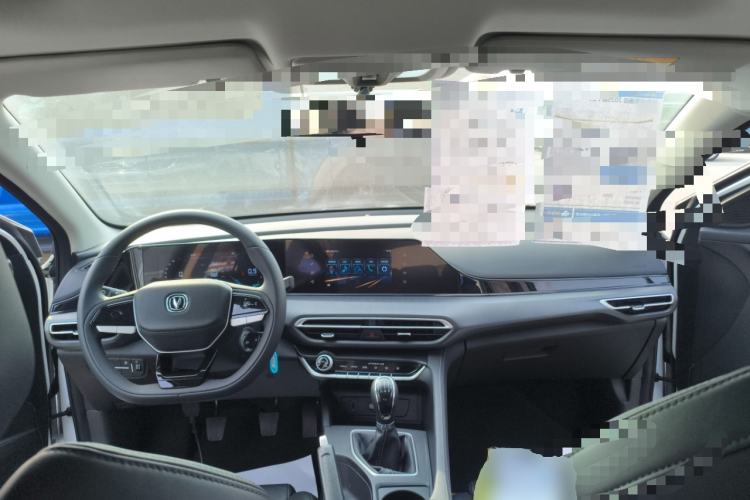 Used CHANGAN Eado 2025 PLUS 1.5L Manual Luxury Edition