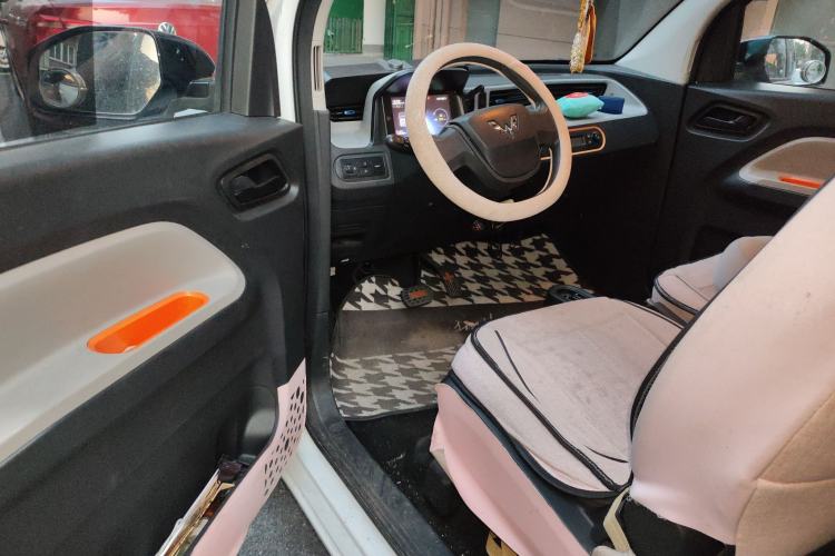 Used Wuling Hongguang MINIEV 2020 Freedom Version Lithium Iron Phosphate
