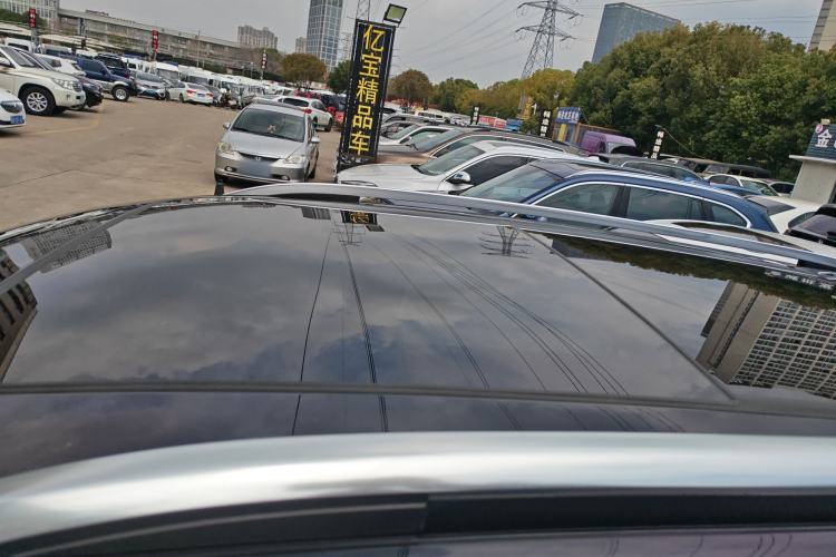 Used Volkswagen Tiguan L 2019 330TSI Automatic Two-Wheel Drive Smart Luxury Version China VI Standard Roof