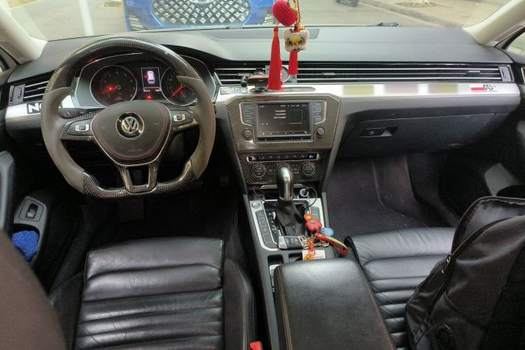 Used Volkswagen Variant 2017 380TSI Two-Wheel Drive Comfort Edition
