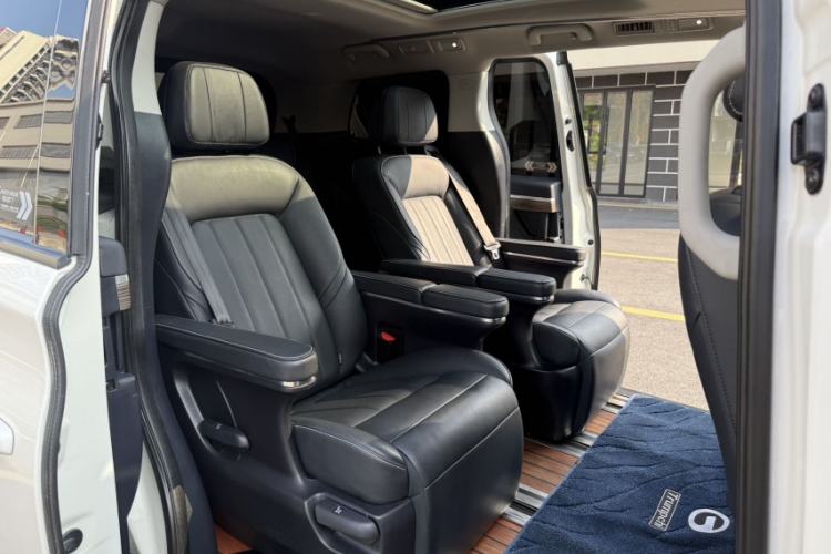 Used GAC Trumpchi M8 2020 Flagship Model 390T Prestige Edition Interior 3