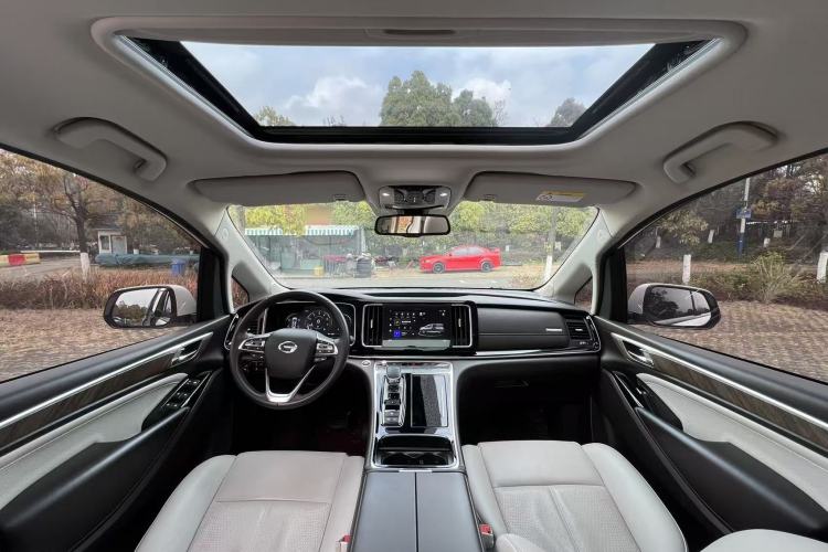 Used GAC Trumpchi M8 2021 Lingxiu Series 390T Deluxe Edition Interior 2