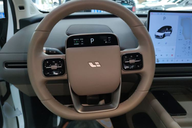 Used Li Auto i8 2025 Model Standard Version Steering Wheel