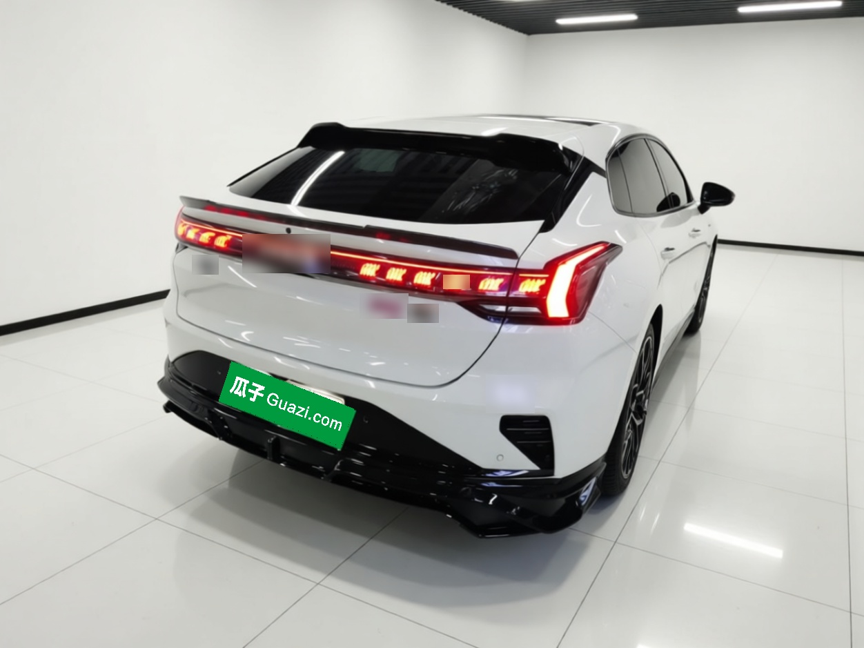 Zeekr 001 2026 Model 103° Four-Wheel Drive Ultra Version — снимка 6