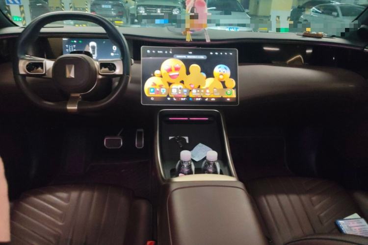 Used Avatr 11 2023 Long-Range Single-Motor Version 5 Seats Center Console