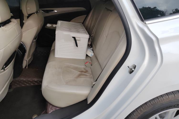 Used Buick LaCrosse 2018 30H Elite Edition
