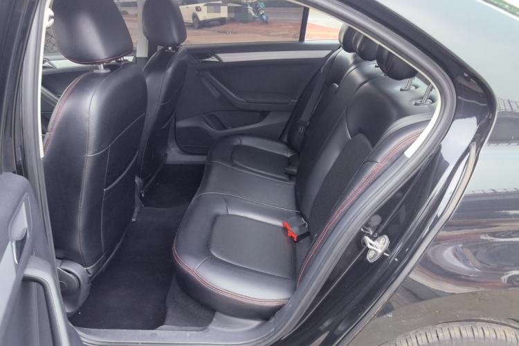 Used Volkswagen Jetta 2015 1.6L Automatic Comfort Model
