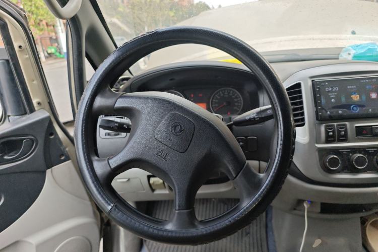 Used FORTHING Lingzhi 2013 M3 1.6L 7-Seater Luxury Model
