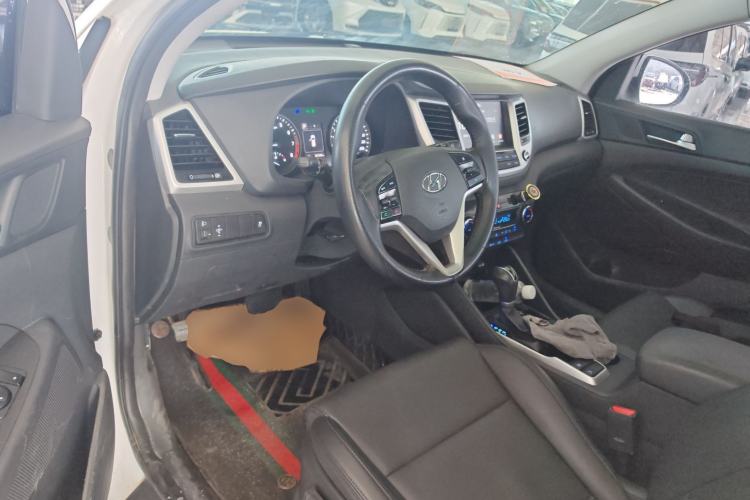 Used Hyundai Tucson 2015 1.6T Dual-Clutch Two-Wheel-Drive Smart Model