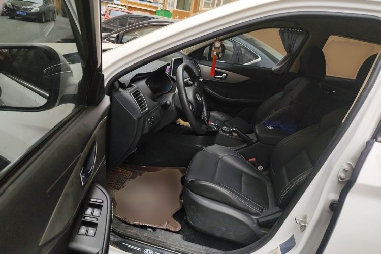 Used Dongfeng Fengon S560 2019 1.8L Manual Urban Model Driver Seat