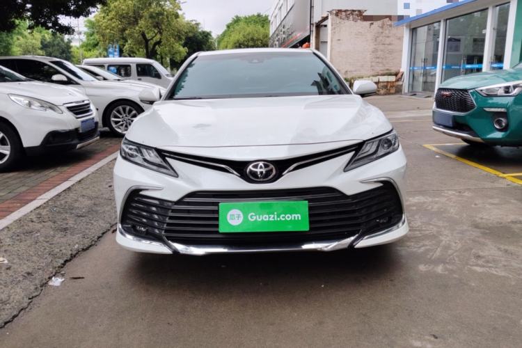 Used Toyota Camry 2023 2.0G Luxury Edition Front