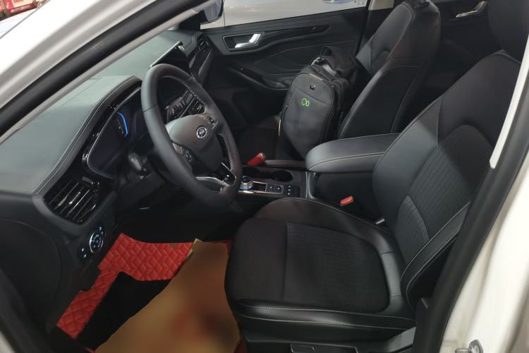 Used Ford Focus 2021 Hatchback EcoBoost 180 Automatic Titanium Edition Left Front Seat