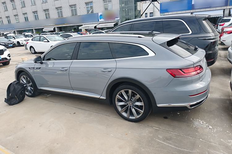 Used Volkswagen FAW-Volkswagen CC 2023 Hunting Vehicle 380TSI Hunter's Heart Edition