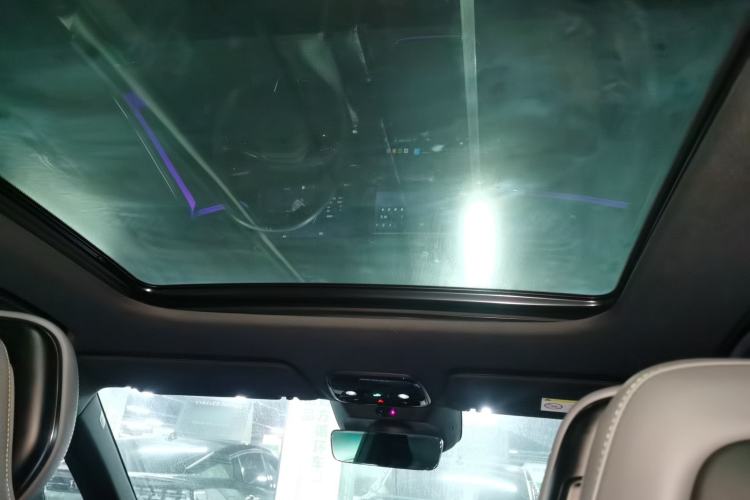 Used Lynk & Co 08 EM-P 2025 220 km All-Wheel-Drive Performance Halo Headliner