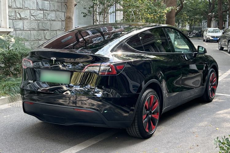 Used Tesla Model Y 2021 Long-Range All-Wheel-Drive Version