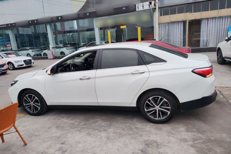 Used Venucia D60 2019 100 000 Glory 1.6L XL Manual Chenku Edition China VI
