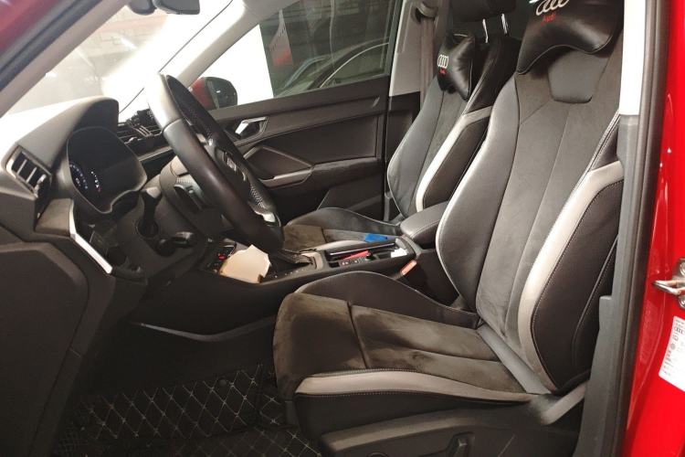 Used Audi Q3 2021 35 TFSI Fashion Dynamic Model