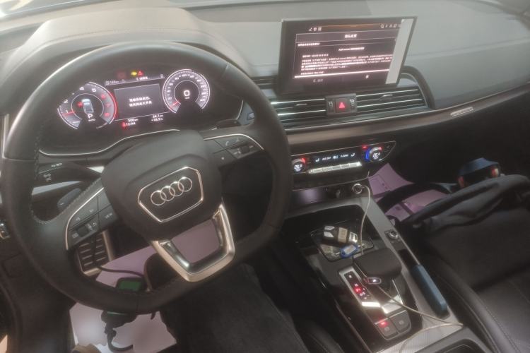 Used Audi Q5L 2025 quattro 45th Anniversary Edition 40 TFSI Luxury Dynamic Model