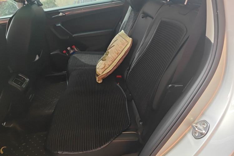 Used Volkswagen Tiguan L 2019 Restyled 330TSI Automatic Two-Wheel Drive R-Line Flagship Version China VI Standard