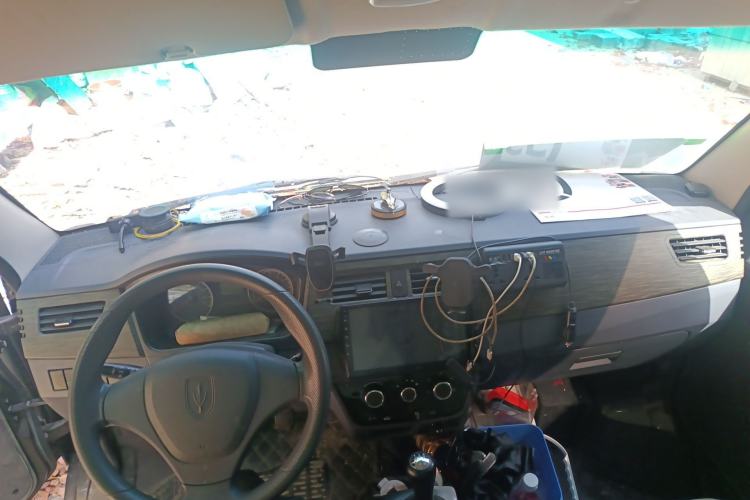 Used Jinbei Hiace X30 2022 1.5L Cargo Version China VI SWC15M Center Console