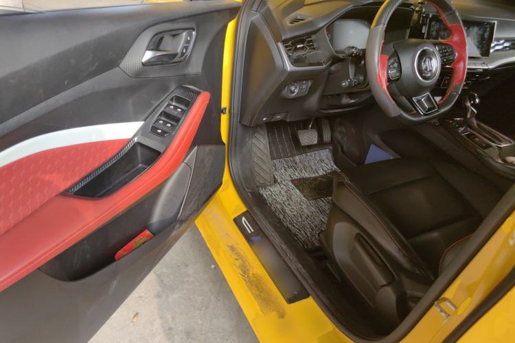 Used MG 5 2021 180 DVVT CVT Youth Luxury Edition Driver Seat