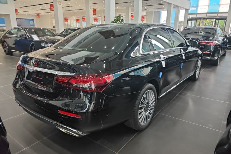 Used Mercedes-Benz E-Class 2023 Updated E 300 L Fashion Edition
