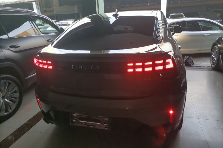 Used Lynk & Co 05 2020 2.0TD Two-Wheel Drive Shine Halo
