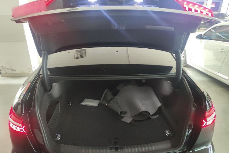 Used Audi A6L 2023 40 TFSI Luxury Dynamic Model
