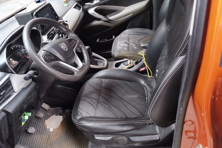 Used Baojun 510 2017 1.5L manual Comfort trim