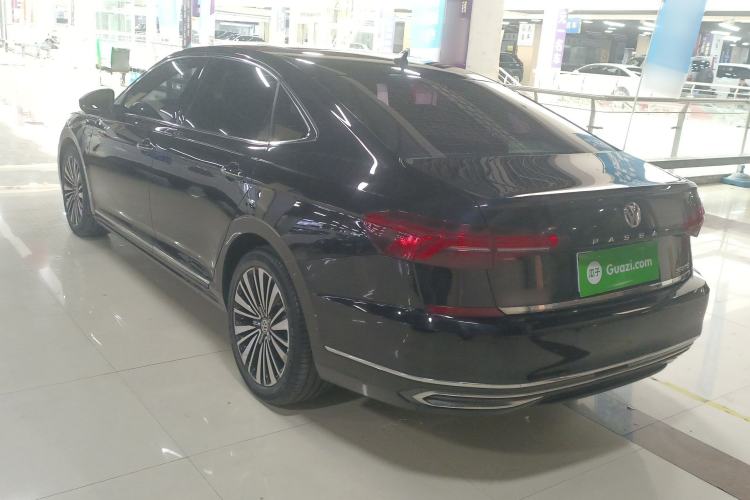 Used Volkswagen Passat 2019 380TSI Luxury Edition China VI Standard
