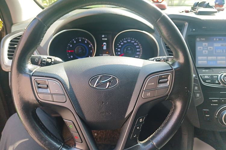 Used Hyundai Santa Fe 2013 2.0T Automatic Two-Wheel Drive Prestige Version
