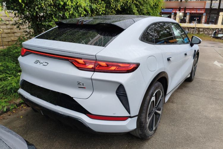 Used BYD Song L EV 2025 Intelligent Driving Version 662 km LiDAR Excellence Edition
