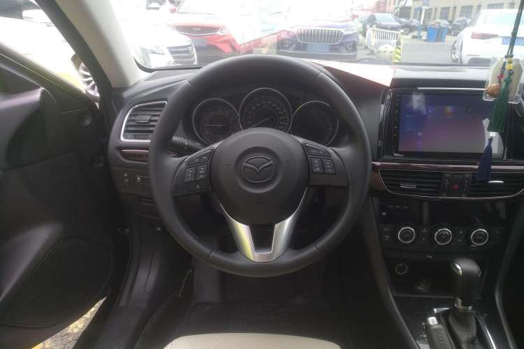 Used Mazda Atenza 2014 2.0L Blue Sky Luxury Edition