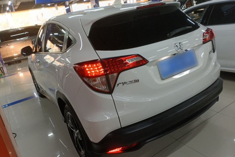 Used Honda Vezel 2020 1.5L CVT Pioneer Edition
