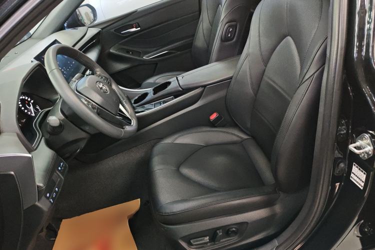 Used Toyota Avalon 2023 2.0L Luxury Edition