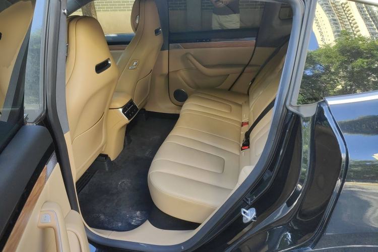 Used Hima Luxeed R7 2024 All-Electric 736 km Ultra