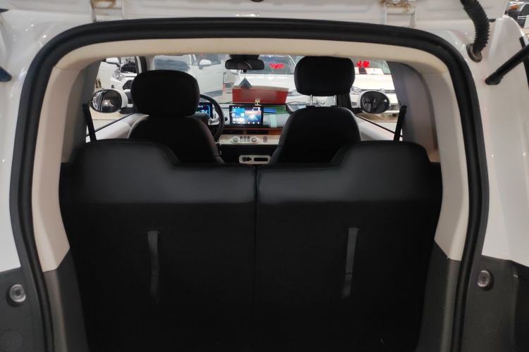 Used CHANGAN NEVO Lumin 2022 210km Sweet Edition Trunk