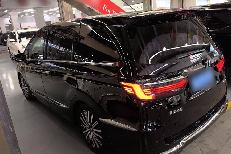 Used Honda Elysion 2022 2.0L eHEV Luxury First Edition