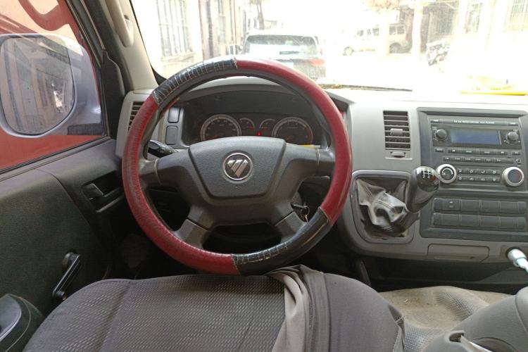 Used Foton Scenic G7 2017 2.0L Long-Wheelbase Commercial Van High-Roof Version 4 Seats 4Q20M Steering Wheel